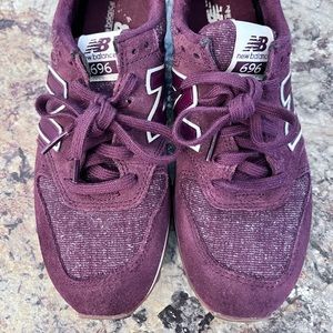 New Balance 696 Womens size 6.5.  Maroon and White
